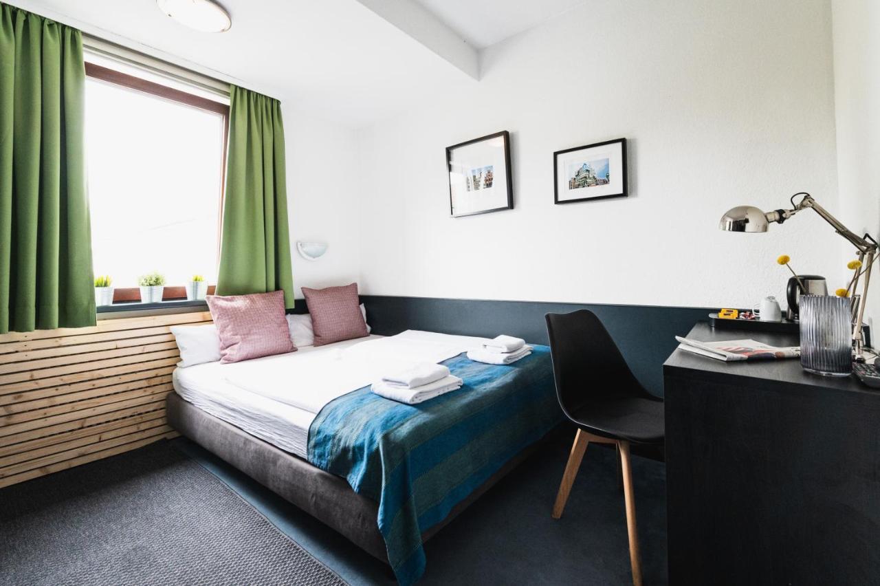 City Hotel Fellbach 24H Check-In Exteriör bild